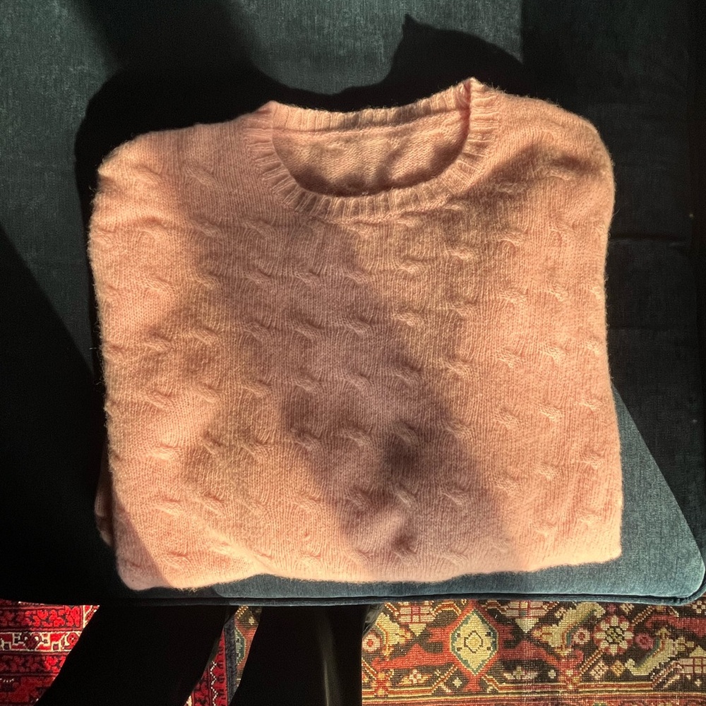Vintage Cozy Pale Pink Sweater size medium